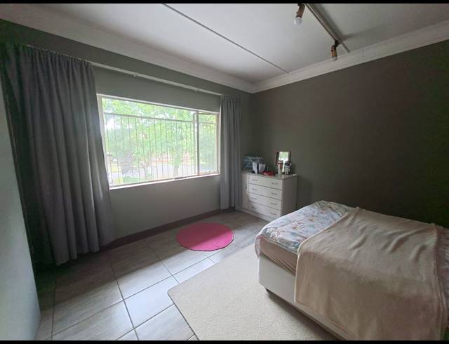 4 BEDROOM HOUSE FOR SALE IN MEYERTON CENTRAL